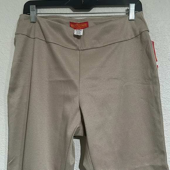 Krazy Larry Pull-On Pique Ankle Pants - Picture 7 of 7